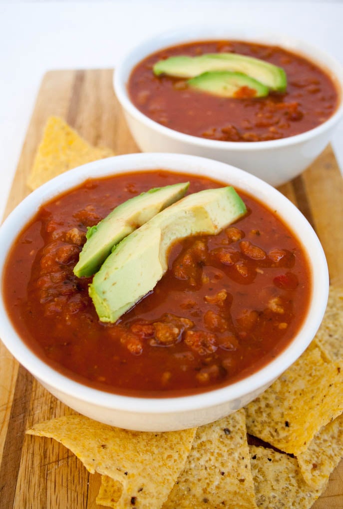 3 Ingredient Vegan Chili in two bowls with tortilla chips