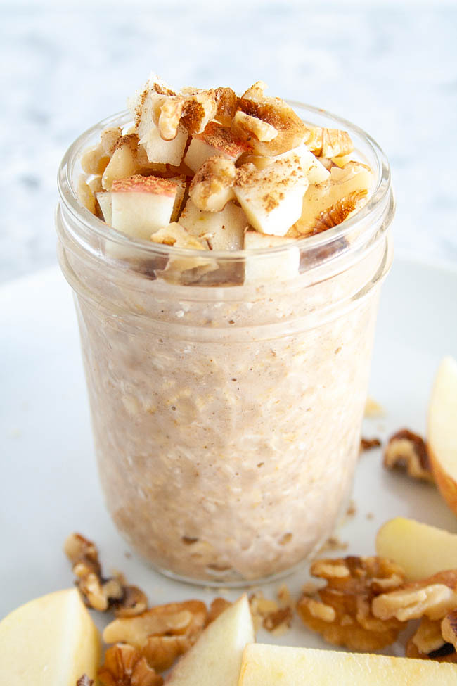 Apple Pie Overnight Oats in a mason jar.