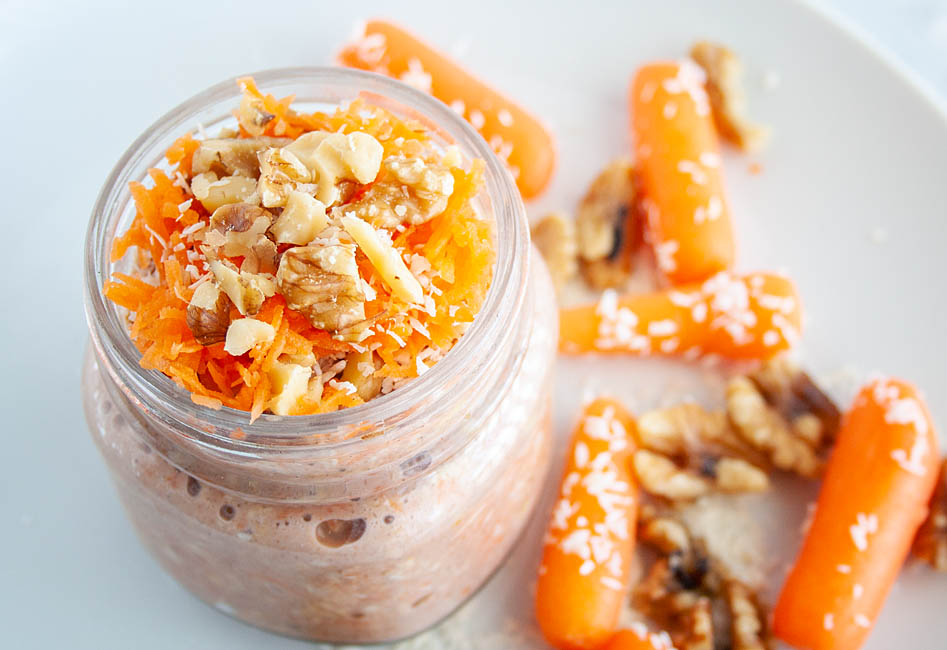 https://createmindfully.com/wp-content/uploads/2020/04/carrot-cake-overnight-oats-close-up.jpg