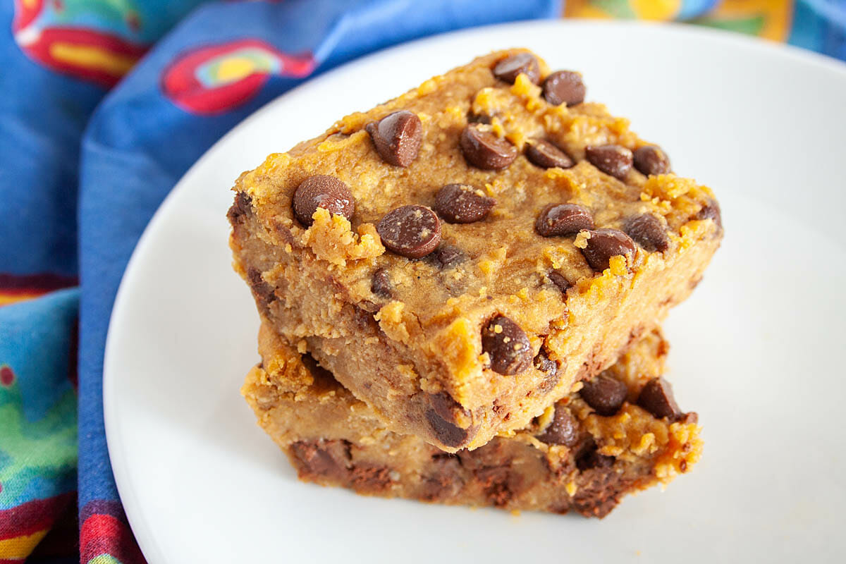 Pumpkin Chickpea Blondies close up.