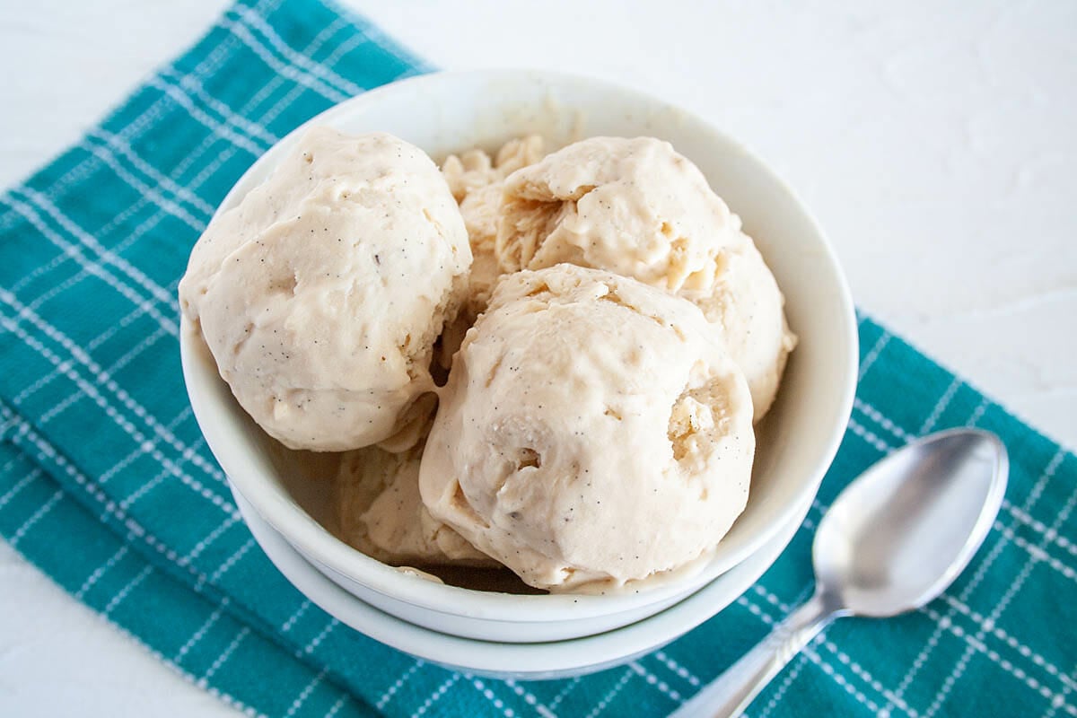 Vegan Vanilla Ice Cream in a bowl with spoon.