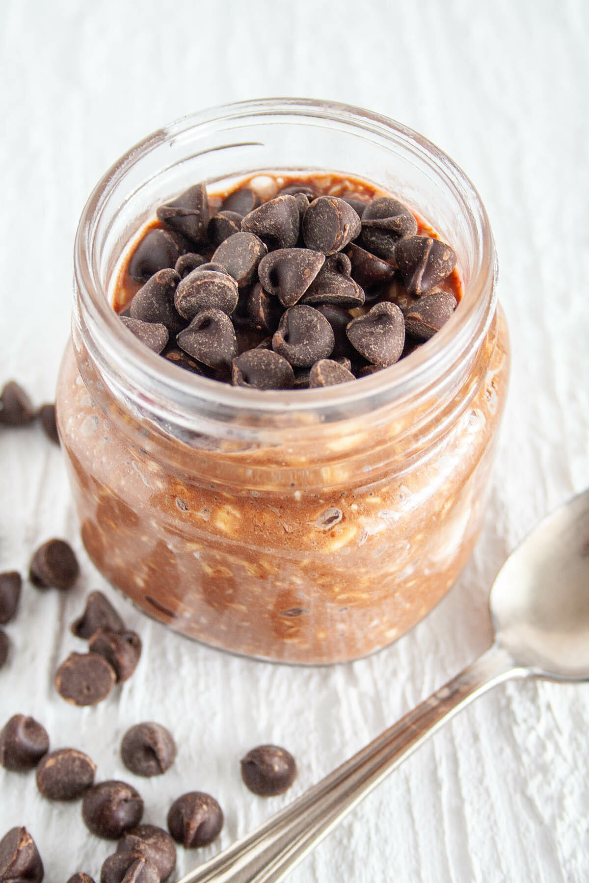 https://createmindfully.com/wp-content/uploads/2021/06/chocolate-overnight-oats.jpg