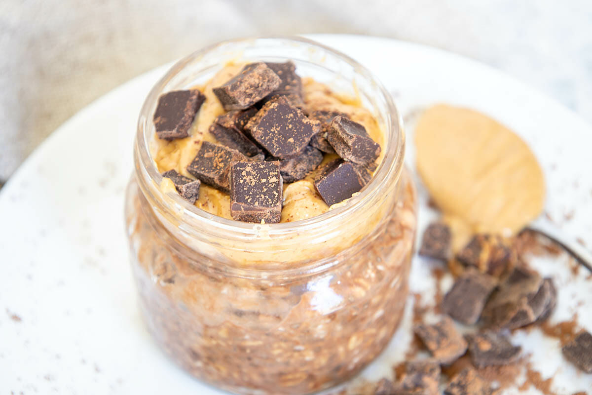 Chocolate Peanut Butter Overnight Oats in a mason jar.