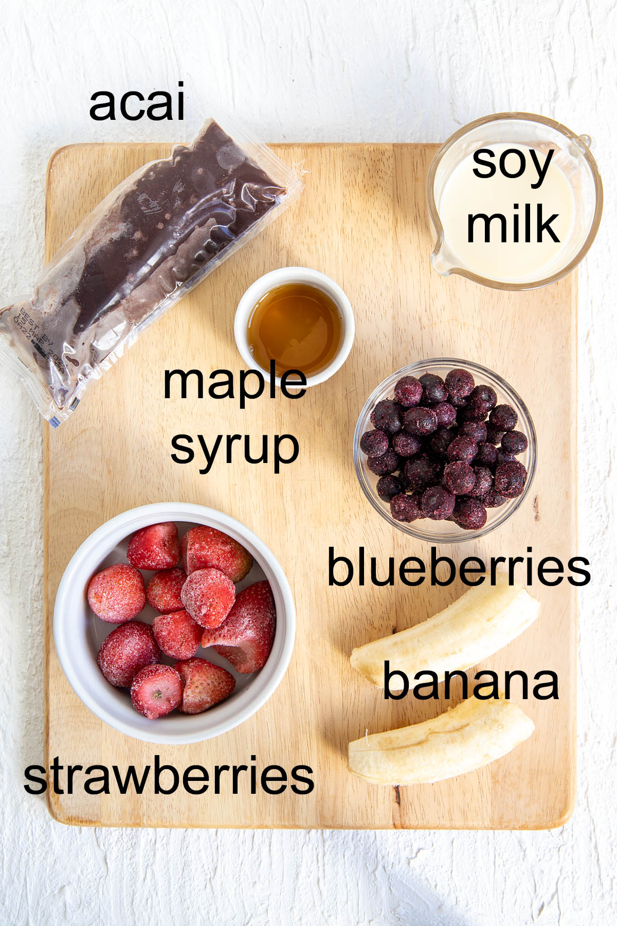 Ingredients with labels.