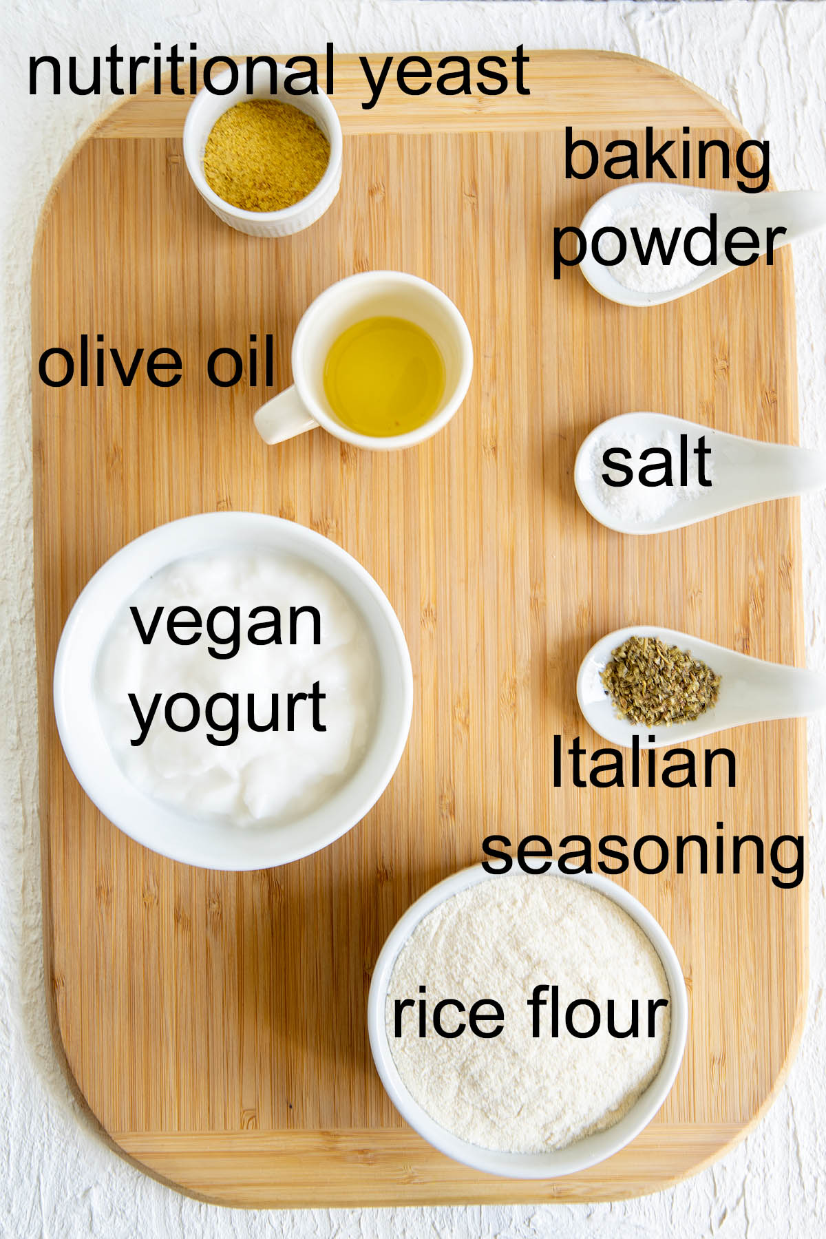 Ingredients with labels for pizza dough.